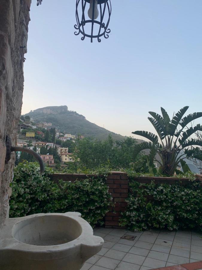 La Finestra Di Taormina Villa Exterior photo
