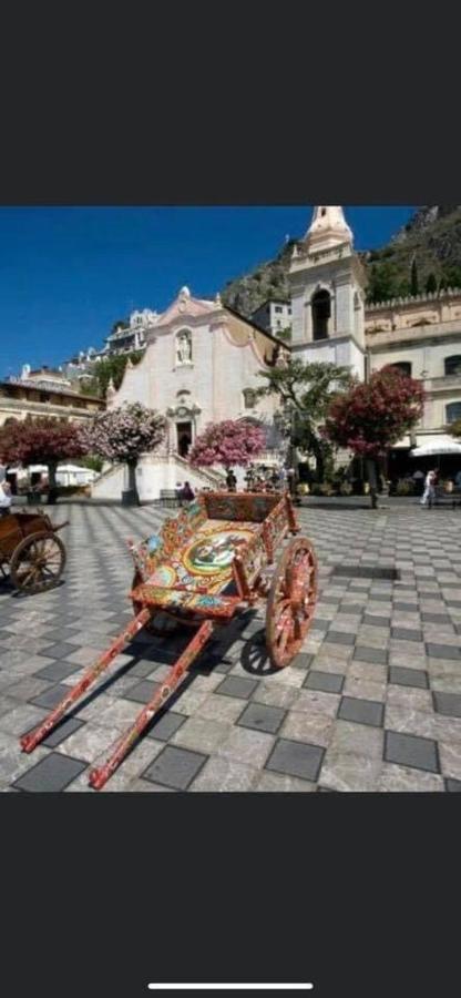 La Finestra Di Taormina Villa Exterior photo