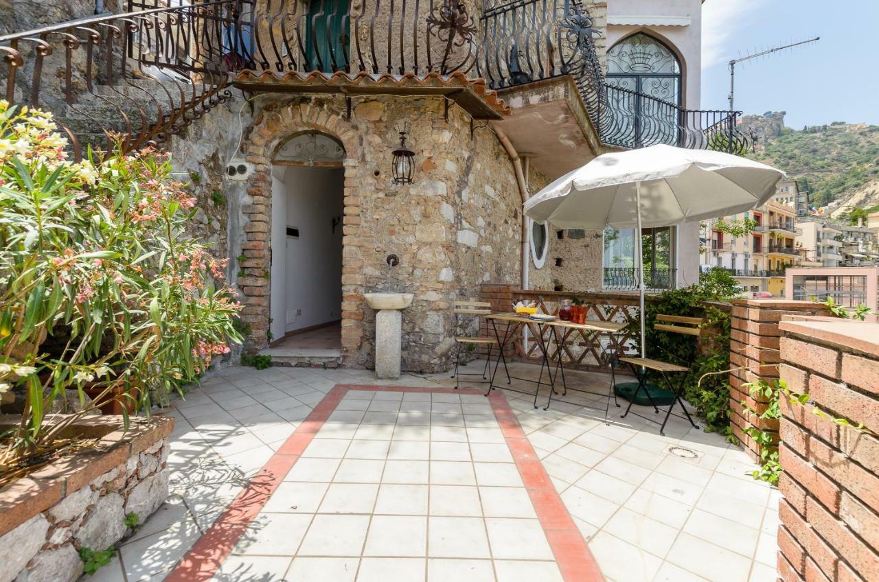 La Finestra Di Taormina Villa Exterior photo